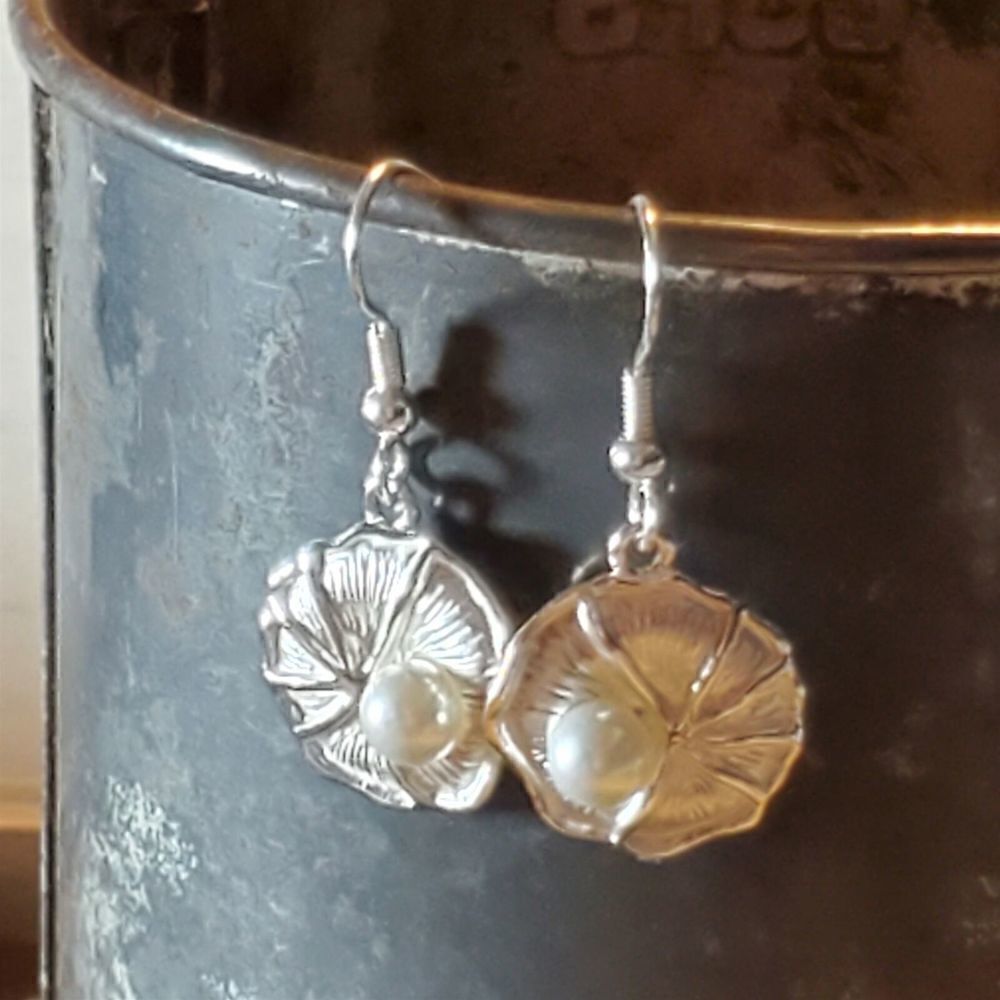 Hand Crafted Silver Plated Lily Pad White Faux Cultured Pearl Dangle Earrings - Picture 3 of 10